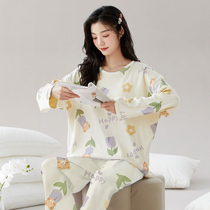 Cute cartoon new pajamas women's crew neck milk silk loose can be worn outside loungewear set